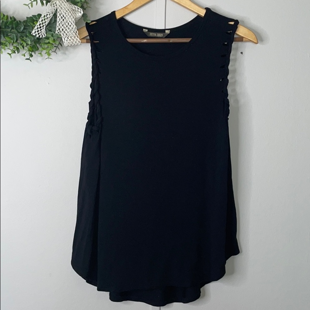 Peyton Jensen Twist Trim Tank